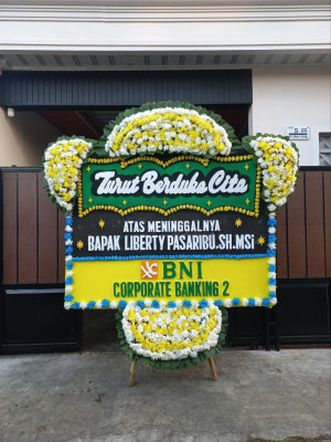 Papan Bunga Duka di Koto Teluk