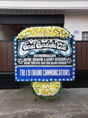 Papan Bunga Duka di Koto Teluk